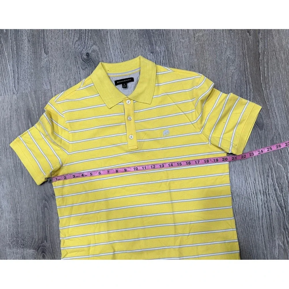 Banana Republic‎ Pique Polo Shirt Men's Medium Yellow Elephant Striped Golf Polo